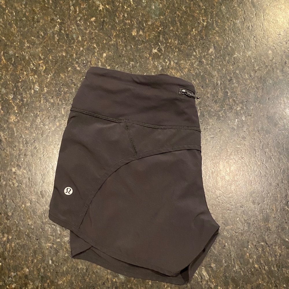 Lululemon Hotty Hot Short II